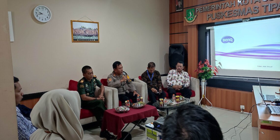 Kapolsek Citamiang Hadiri Acara Lokakarya Mini Triwulan II Lintas Sektor Tahun 2024 UPTD Puskesmas Tipar