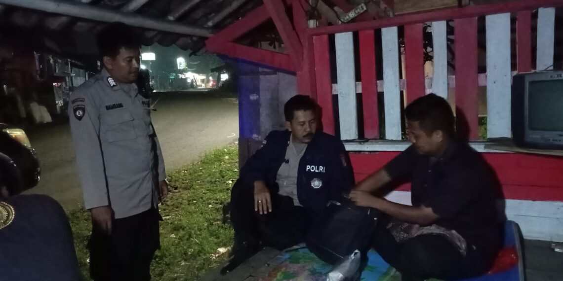 Polsek Lembursitu Laksanakan Giat Silaturahmi Kamtibmas Terhadap Warga dan Tokoh Pemuda
