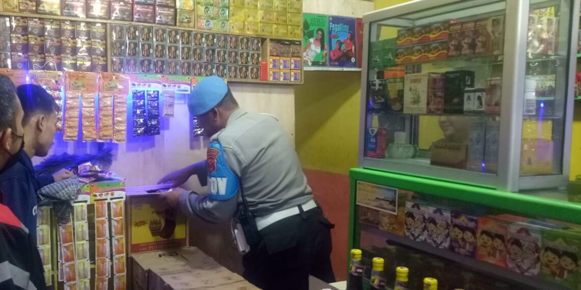 Cipta Kondisi, Polsek Citamiang Gelar Operasi Minuman Keras (Miras)