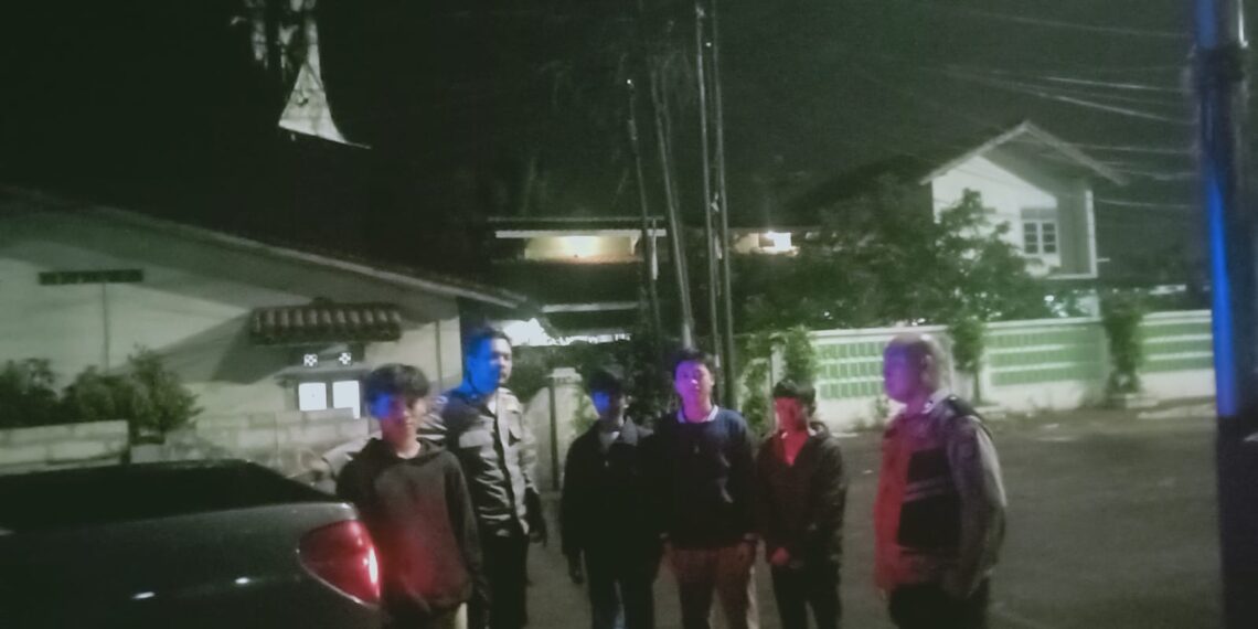 Polsek Cibeureum Cegah Gukamtibmas, Lakukan Patroli KRYD Malam Minggu