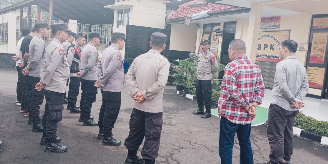 Polsek Citamiang Gelar Apel Pagi Sebagai Bentuk Kedisiplinan