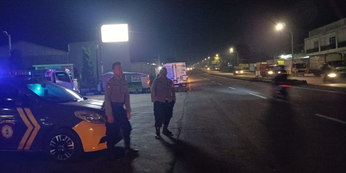 Patroli Biru Polsek Cisaat Cegah Gangguan Kamtibmas