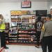 Polsek Sukalarang Patroli Toko Minimarket dan Dialogis dengan Masyarakat