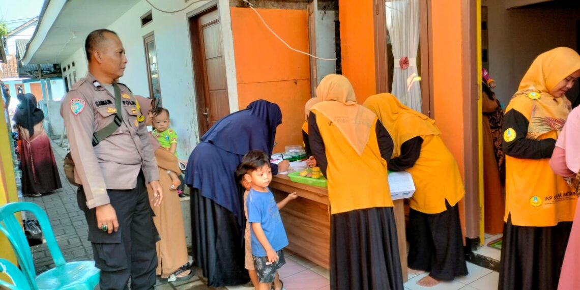 Efektifkan Pasyandu Flamboyan 05. Bhabinkamtibmas Sudajayahilir Ajak Warga Antisipasi Stunting