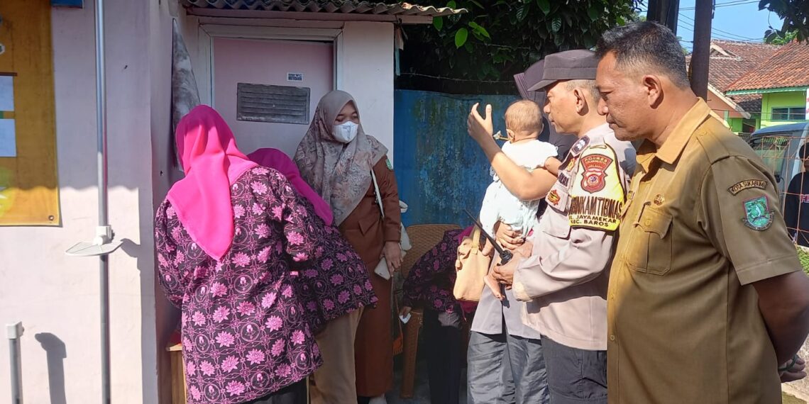 Efektifkan Posyandu Mawar 1, Bhabinkamtibmas Jayamekar Tingkatkan Monitoring Pelayanan Kesehatan