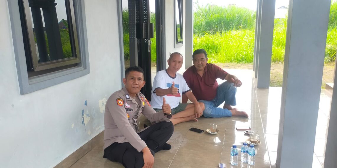 Kenali Warga, Polsek Baros Efektifkan Sambang Sebarkan Pesan Kamtibmas