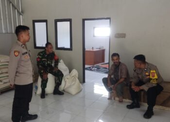 Patroli Mobile Rutin Polsek Kadudampit untuk Antisipasi Gangguan Kamtibmas