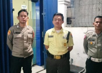 Polsek Sukalarang Patroli Malam Hari Kontrol ATM BRI Cegah Kejahatan Perbankan