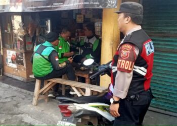 Giat Patroli Dialogis dengan Ojeg Online Disiang Hari