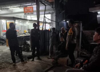 Wujudkan Rasa Aman, Patroli dan Sambangi Warga Antisipasi Gangguan Kamtibmas