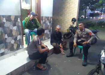 Polsek Cibeureum Patroli Dialogis Cegah Tindak Kriminalitas