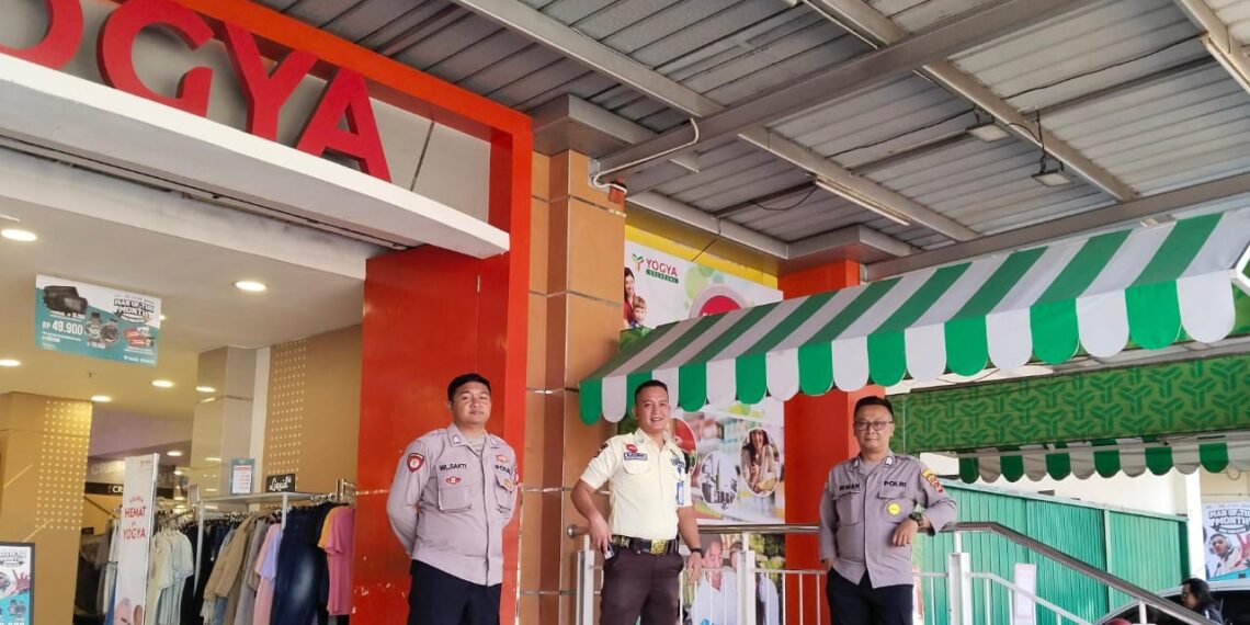 Patroli Polsek Cikole Laksanakan Giat Dialogis Dengan Satpam