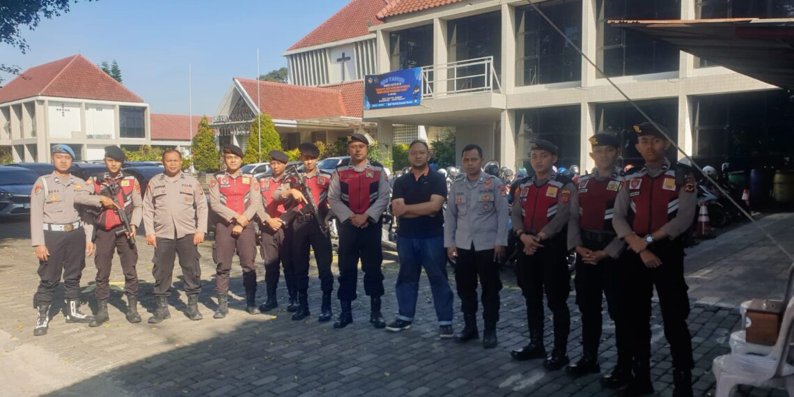 Polsek Cikole Laksanakan Pam Di Tempat Ibadah