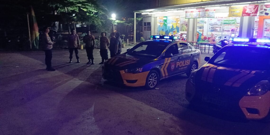 Antisipasi Kerawanan Malam Minggu, Polsek Cisaat Gelar Patroli KRYD
