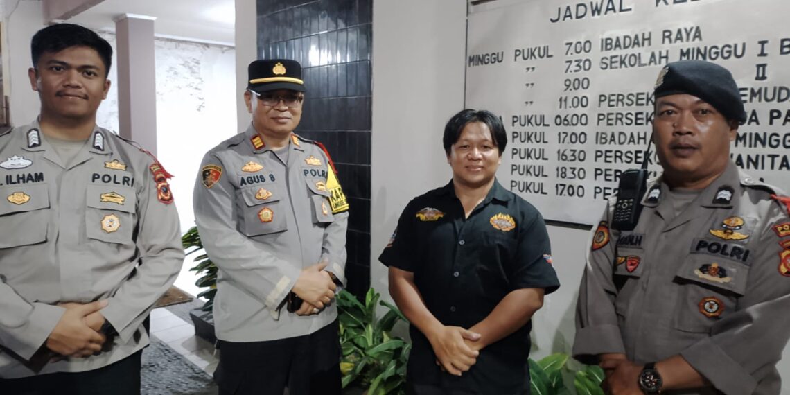Ciptakan Keamanan, Polisi Rutin Pam Gereja Setiap Hari Minggu