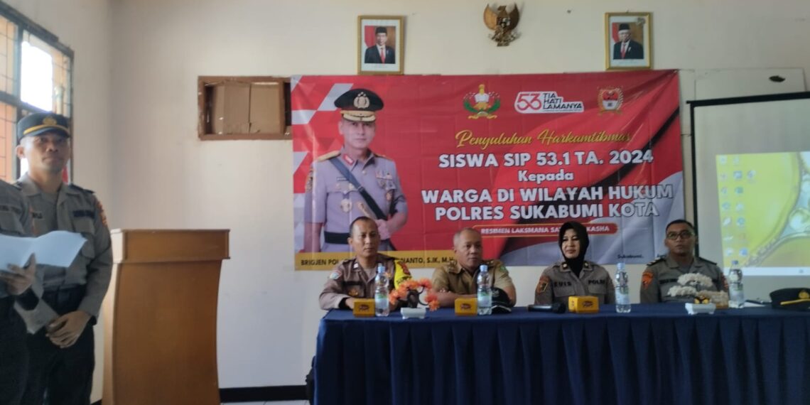 Siswa SIP 53.1 T.A 2024 Rangkul dan Efektifkan Penyuluhan Harkamtibmas  Warga Kelurahan Sudajayahilir
