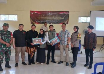 Bhabinkamtibmas Polwan Hadiri Acara Pelantikan dan Bimbingan Teknis Petugas Pemutakhiran data Pemilih (PANTARLIH) Tingkat Kelurahan Warudoyong Ta 2024