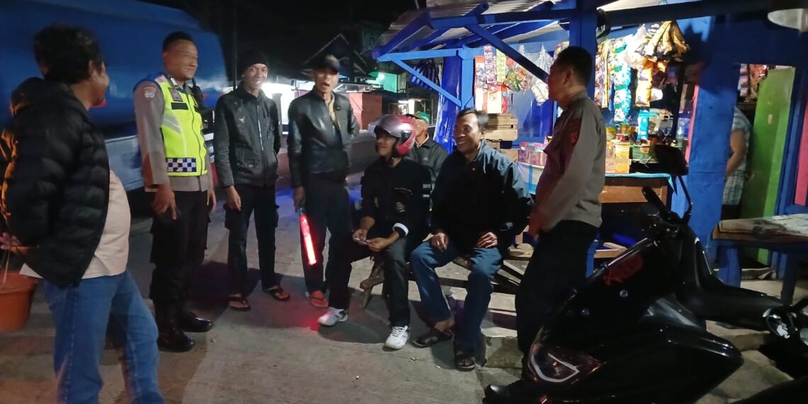 Patroli Strong Point Malam Hari Wujudkan Situasi Kamtibmas Yang Aman Dan Kondusif