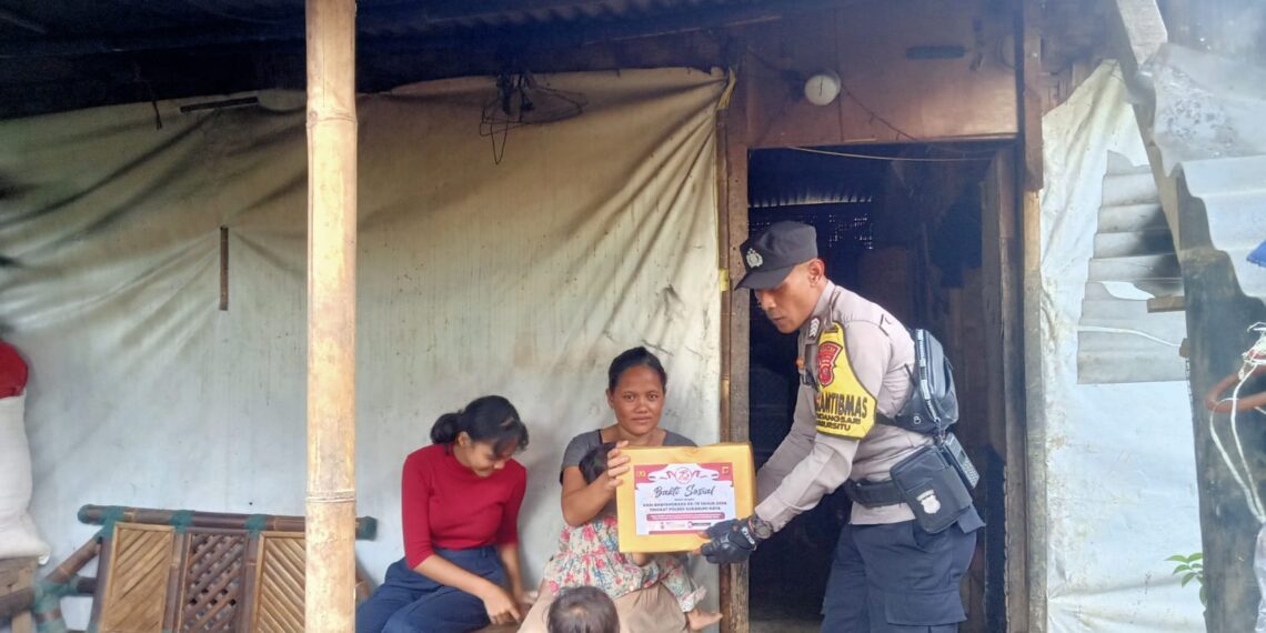 Giat Penyaluran Bansos, Peringati HUT Bhayangkara Ke 78