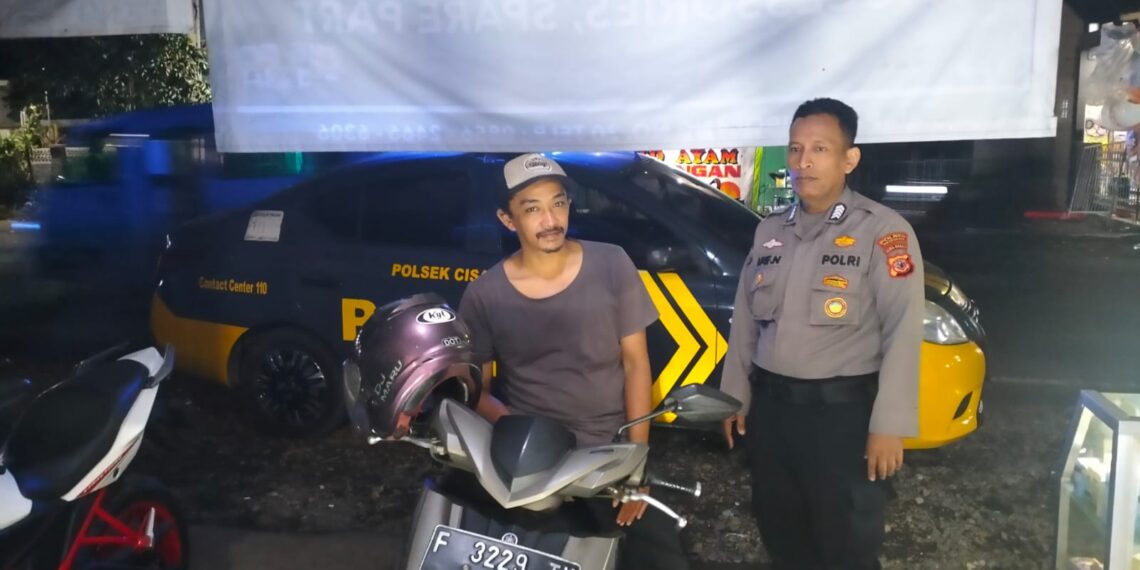 Patroli Dialogis Personel Unit  Samapta Polsek Cisaat Berikan Rasa Aman