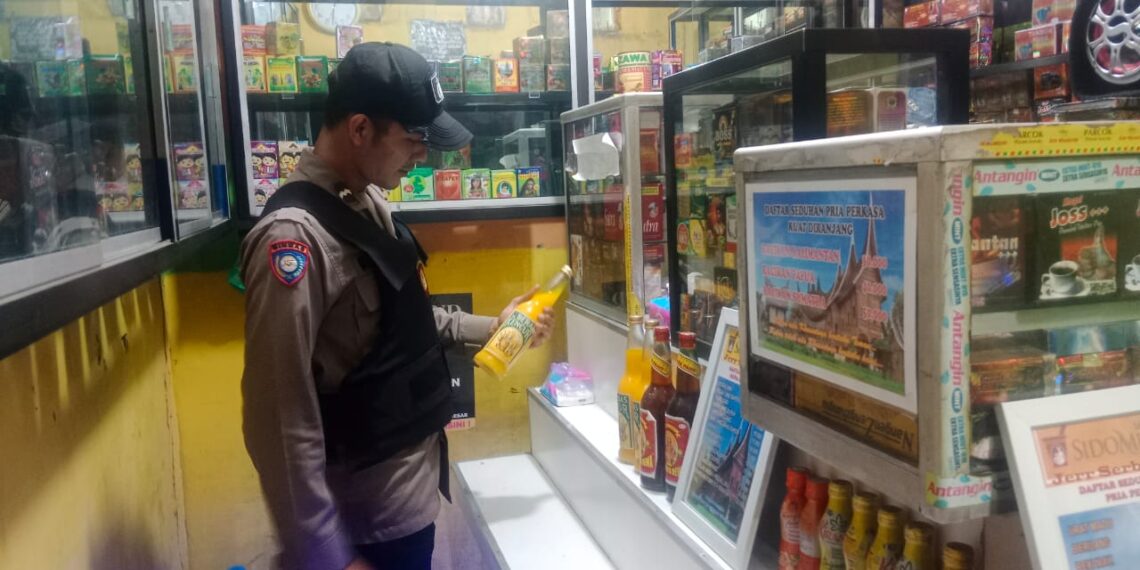 Cipta Kondisi, Cegah Dampak Buruk Miras Polsek Baros Efektifkan Preventif