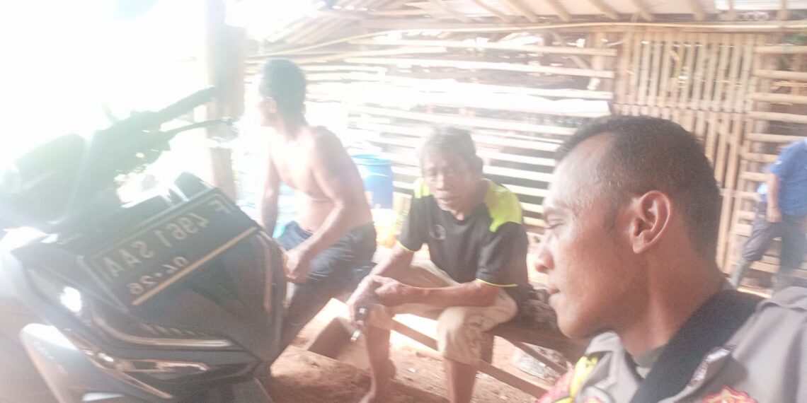 Giat Silaturahmi Sambang warga Bhabinkamtibmas Kel Sindangsari.