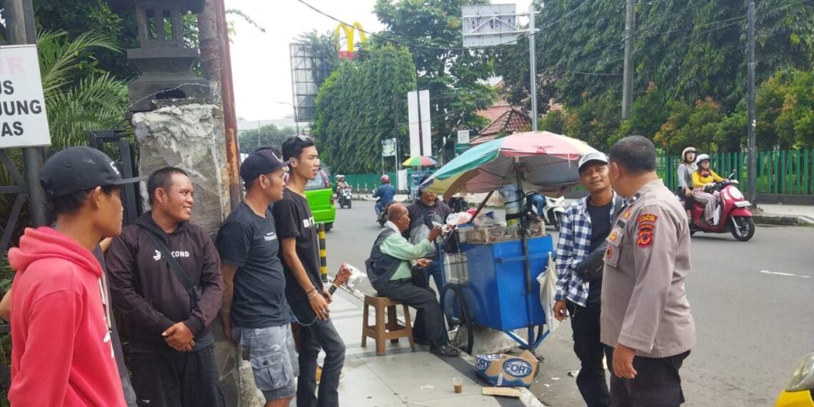 Polsek Cikole Laksanakan Giat Patroli Dialogis