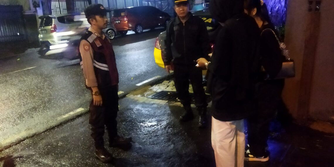 Kapolsek Citamiang Gelar Kegiatan Rutin Yang Ditingkatkan (KRYD) Antisipasi Gangguan Kamtibmas