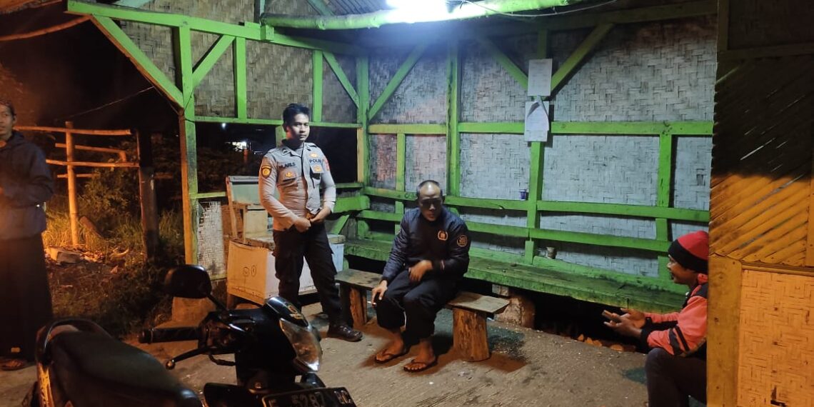 Polsek Kadudampit laksanakan KRYD antisipasi gukamtibmas.