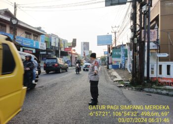 Pelayanan Prima  Rutin Gatur Pagi Polsek Lembursitu