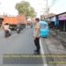 Antisipasi kemacetan pagi, anggota polsek Gunungguruh laksanakan gatur lalin pagi di simpang Tiga Pangleseran