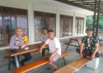 Patroli mobile rutin Polsek Kadudampit untuk mengantisipasi gangguan kamtibmas  di wilayah hukum polsek kadudampit
