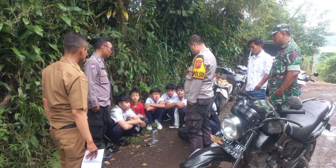 Polsek Sukabumi Melakukan Patroli untuk Mewujudkan Ketertiban di Wilayah Hukum Polsek Sukabumi