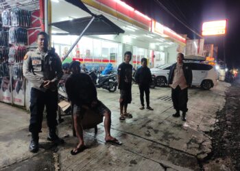 Polsek Kadudampit laksanakan KRYD  Antisipasi Gukamtibmas.