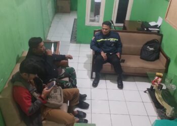 Bhabinkamtibmas Polsek Sukabumi Melaksanakan Sambang ke Kantor Desa