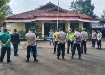 Polsek Warudoyong Gelar Apel Pagi Sebagai Bentuk Kedisiplinan.