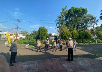 Polsek Warudoyong Gelar Apel Pagi Sebagai Bentuk Kedisiplinan.