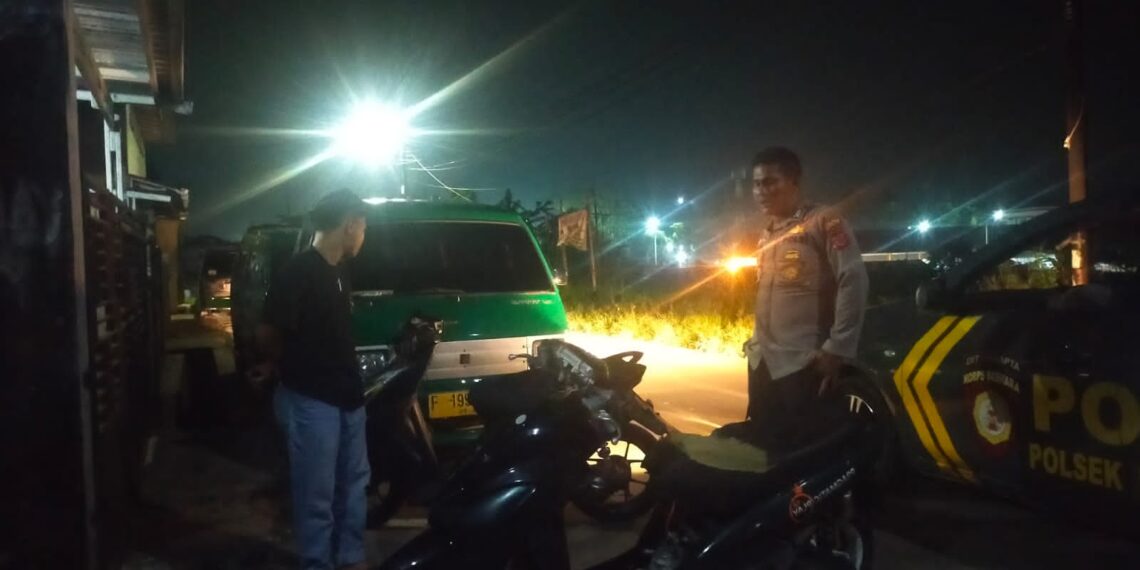Tingkatkan Kenyamanan malam hari, Patroli Polsek Baros sisir titik aktivitas masyarakat