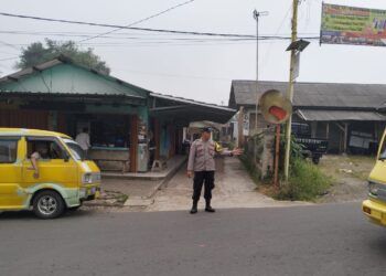 Wujud Pelayanan Prima, Polsek Cireunghas Laksanakan Patroli Dan Gatur Lalu Lintas Pagi Hari