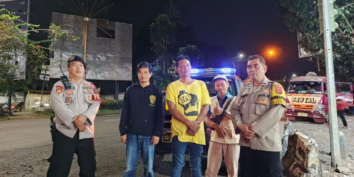 Patroli malam Cegah gangguan Kamtibmas di wilayah lembursitu
