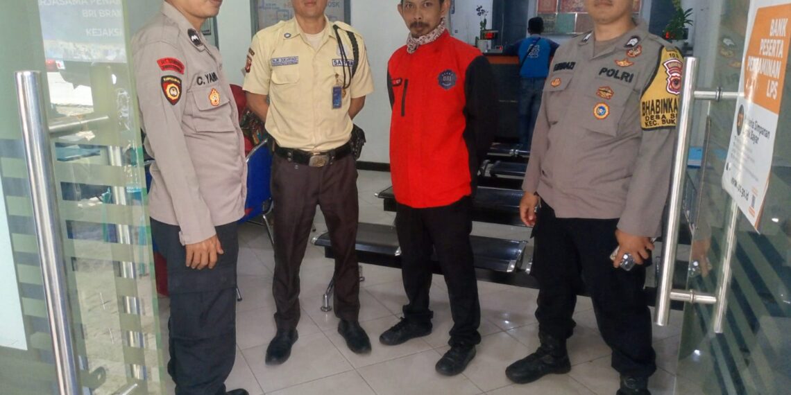 Cegah Kejahatan Perbankkan saat Patroli Siang Polisi Sambangi ATM BRI