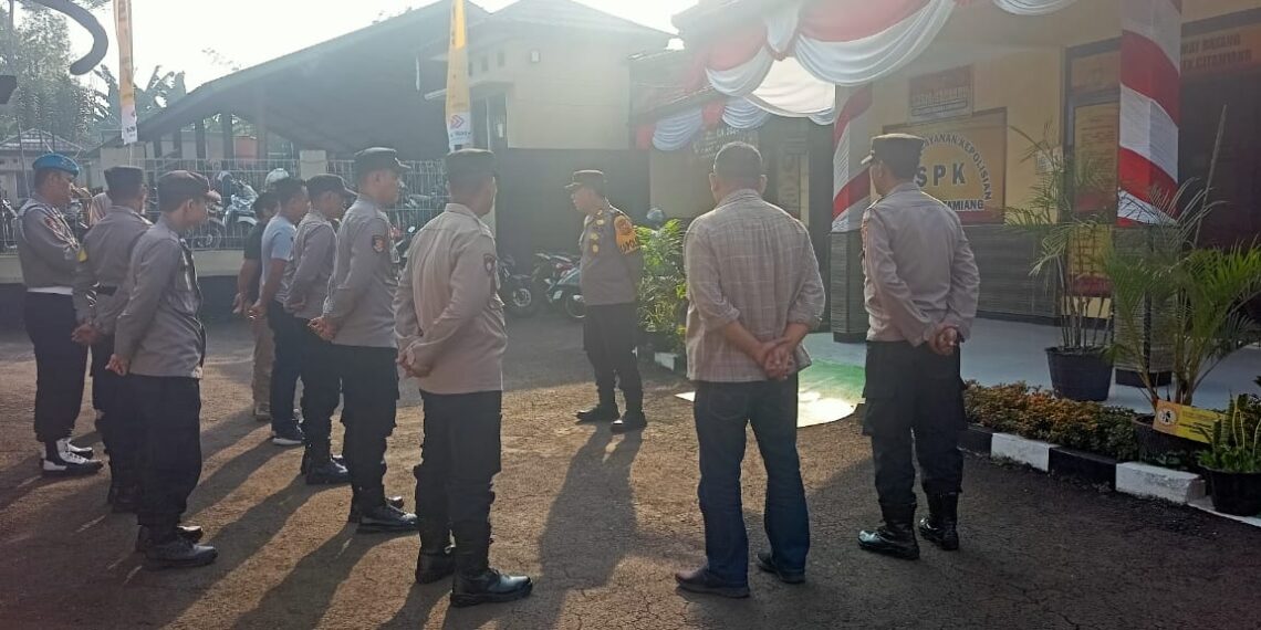 Polsek Citamiang Gelar Apel Pagi Sebagai Bentuk Kedisiplinan.