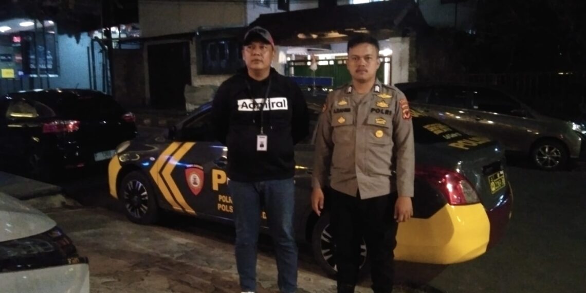 Antisipasi Gukamtibmas, anggota patroli Polsek Warudoyong Polres Sukabumi Kota Gencar Laksanakan Patroli Malam Hari.