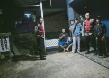 Unit Samapta Polsek Cibeureum Polres Sukabumi Kota  Laksanakan Patroli Dialogis Ciptakan Sitkamtibmas Yang Aman dan Kondusif