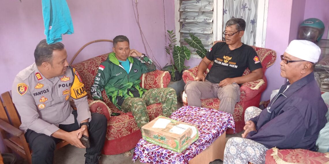 Dengarkan Masukan,Aduan masyrakat Polsek Cisaat gelar “Ngariung Sareng Kapolsek” .
