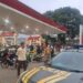 Guna menciptakan keamanan dan kondusif, Kapolsek Citamiang Patroli Dialogis dan Sambangi Security SPBU Pertamina Kota Sukabumi.