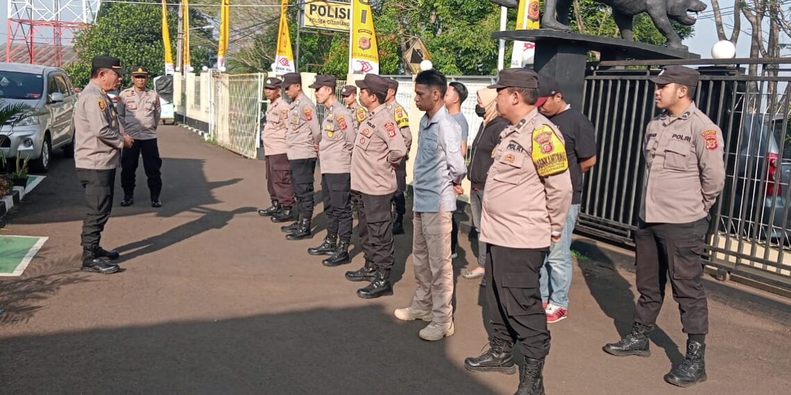 Polsek Citamiang Gelar Apel Pagi Sebagai Bentuk Kedisiplinan.