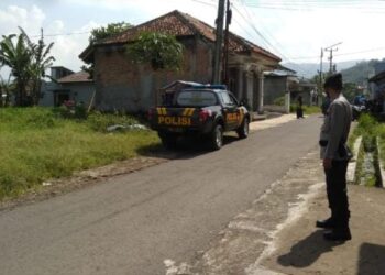 Ciptakan Kamtibmas Kondusif dan Kamseltibcar Lalu Lintas, Unit Samapta Polsek Cireunghas Rutin Laksanakan Patroli dan Gatur Lalin