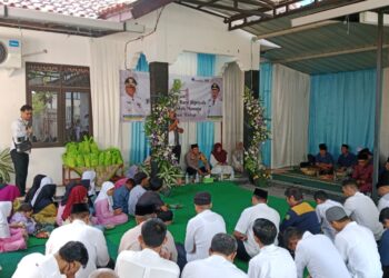 Guna menjalin tali silaturahmi antara Polri dengan Warga, Polsek Cibeureum Polres Sukabumi Kota menggelar kegiatan ‘Ngariung Bareng Kapolsek