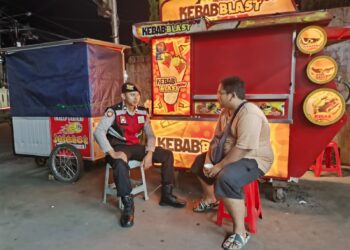 Jaga Situasi Kondusif, Patroli giatkan sambang dialogis bersama warga.